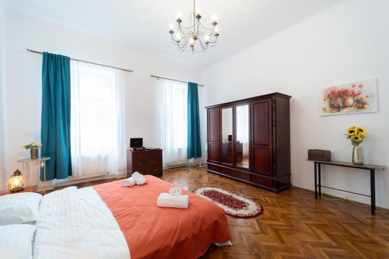 5* Noble House In Historic Center