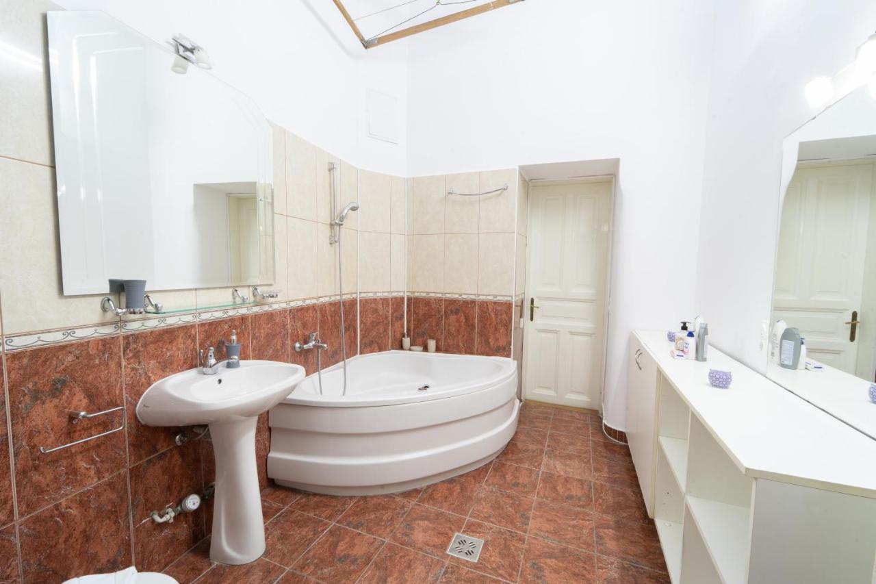 5* Noble House In Historic Center * Cluj-Napoca